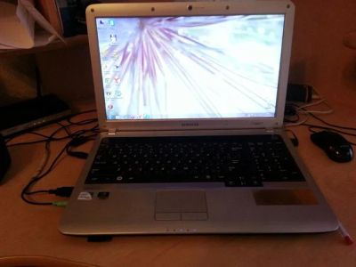 Лот: 3175295. Фото: 1. Samsung R528. Ноутбуки