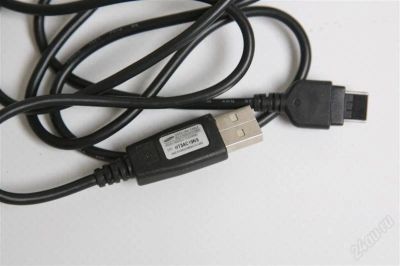Лот: 2508915. Фото: 1. USB дата-кабель Samsung PCB200BBE. Дата-кабели, переходники