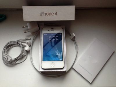 Лот: 8625438. Фото: 1. Продам iPhone 4. Смартфоны