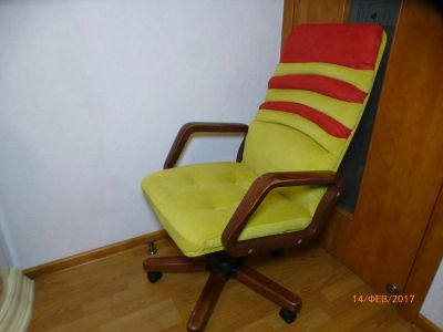 Лот: 9066991. Фото: 1. Кресло офисное Кресло руководителя... Стулья и кресла офисные