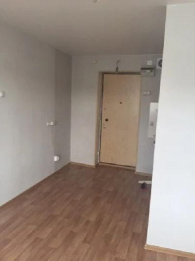 Лот: 8082150. Фото: 1. Гостинка, ул. Джамбульская, д... Квартиры, студии