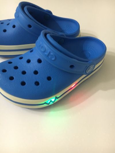 Лот: 14128632. Фото: 1. Сабо Crocs. Шлепанцы, сланцы