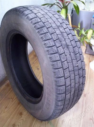 Лот: 1050398. Фото: 1. Yokohama Ice Guard 175/70 R14... Шины