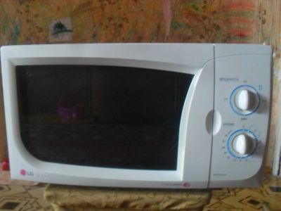 Лот: 11678487. Фото: 1. Микроволновая печь LG. Микроволновки, мини-печи