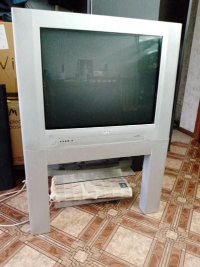 Лот: 20297529. Фото: 1. Телевизор Philips 28 дюймов не... Телевизоры