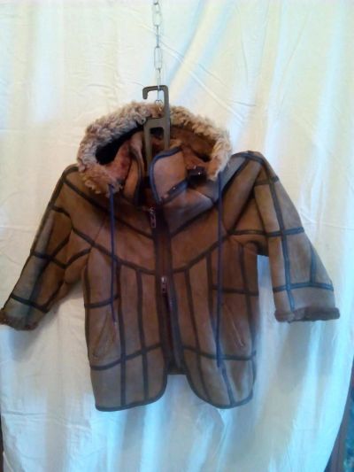 Лот: 4494255. Фото: 1. дубленка детская. Верхняя одежда