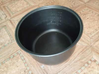 Лот: 22873538. Фото: 1. Чаша котел для мультиварки, диаметр... Запчасти, комплектующие для мелкой бытовой техники