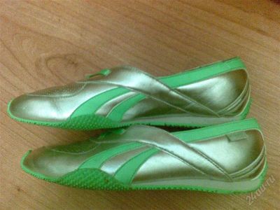 Лот: 1132789. Фото: 1. кроссовки для фитнеса Reebok. Кеды, кроссовки, слипоны