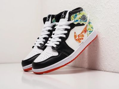 Лот: 20226559. Фото: 1. Кроссовки Nike Air Jordan 1 Mid... Кеды, кроссовки, слипоны