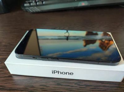 Лот: 20054690. Фото: 1. iPhone 13 128Gb. Смартфоны