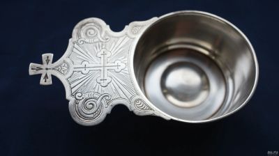 Лот: 15434685. Фото: 1. Старинный серебряный корец для... Ювелирные изделия
