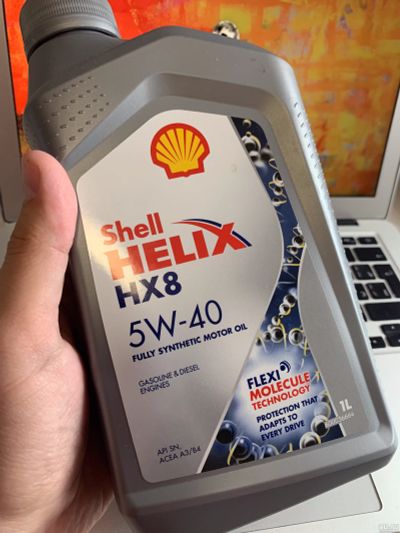 Лот: 14909509. Фото: 1. Моторное масло Shell Helix HX8... Масла, жидкости