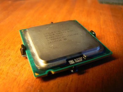 Лот: 9149846. Фото: 1. Топовый процессор на LGA775 -... Процессоры