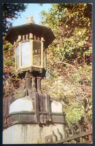 Лот: 7461311. Фото: 1. Открытка Ленинград. Фонарь на... Открытки, конверты