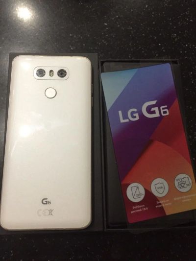 Лот: 11097960. Фото: 1. Флагман Lg g6. Кнопочные мобильные телефоны