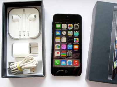 Лот: 4600412. Фото: 1. Apple iPhone 5 64Gb Black, это... Смартфоны
