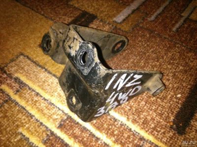 Лот: 14056199. Фото: 1. Кронштейн АКПП задний 1NZ-FE Toyota... Трансмиссия