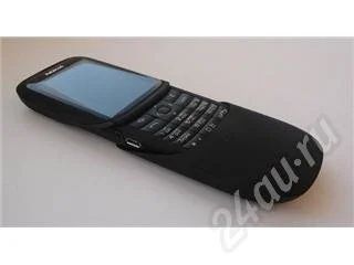 Лот: 306103. Фото: 1. 2 чуда! китайская NOKIA8820 черная... Кнопочные мобильные телефоны