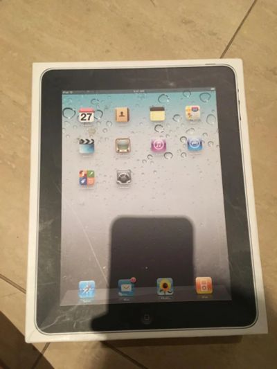 Лот: 7990995. Фото: 1. iPad 2. Планшеты