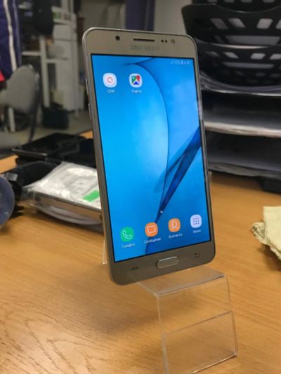 Лот: 14918347. Фото: 1. Смартфон Samsung Galaxy J5 (2016... Смартфоны