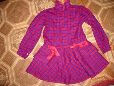 Лот: 8278226. Фото: 1. тёпленькое платье в клетку. Платья, сарафаны
