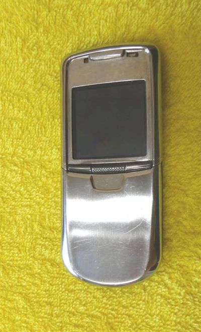 Лот: 3232308. Фото: 1. nokia 8800. Кнопочные мобильные телефоны