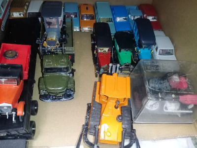Лот: 25676318. Фото: 1. Коллекция моделей машин 1:43 СССР. Автомоделизм