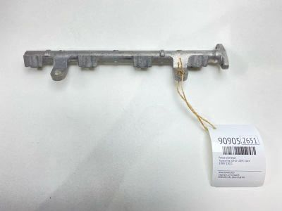 Лот: 23509210. Фото: 1. Рейка топливная Toyota Vitz 2004... Топливная система