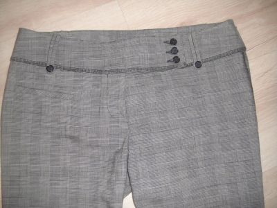 Лот: 8851693. Фото: 1. Брюки 42-44. Брюки, шорты