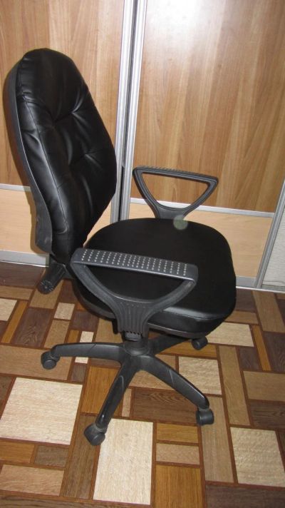 Лот: 9556194. Фото: 1. Офисное кресло , стул компьютерный... Стулья и кресла офисные
