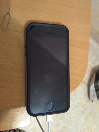 Лот: 9689692. Фото: 1. iphone 5s. Смартфоны