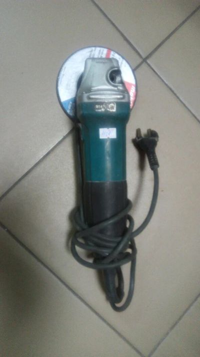 Лот: 9654781. Фото: 1. Болгарка makita ga5030. Электроинструмент