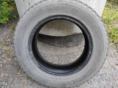 Лот: 20536504. Фото: 1. Комплект зимней резины Hankook... Шины