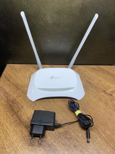 Лот: 14284131. Фото: 1. Wi-Fi роутер TP-LINK TL-WR840N. Маршрутизаторы (роутеры)