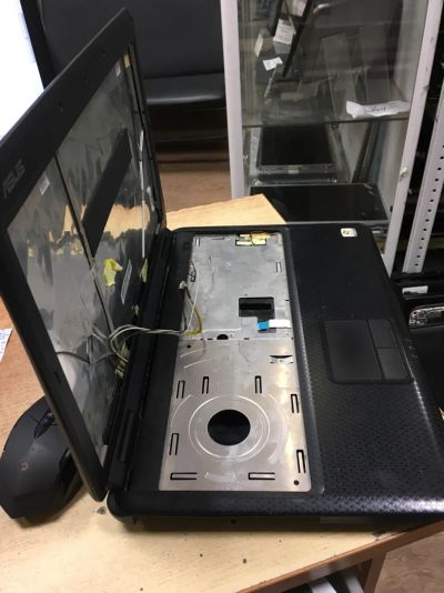 Лот: 11878221. Фото: 1. корпус шарниры Asus K50C с заглушками. Корпуса, блоки питания
