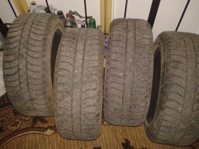 Лот: 8380777. Фото: 1. Зимние шины Bridgestone ice cruiser... Шины