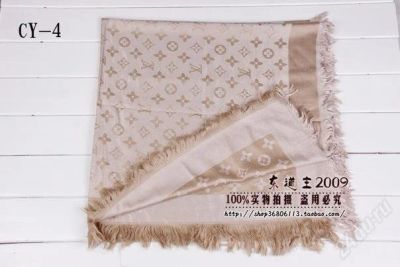 Лот: 1178734. Фото: 1. палантин Louis Vuitton бежевый... Шарфы, платки