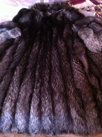Лот: 5148881. Фото: 1. Шуба чернобурка 46 -48 - 50 размер... Верхняя одежда