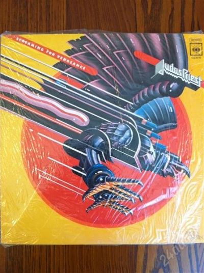 Лот: 869499. Фото: 1. JUDAS PRIEST "SCREAMING FOR VENGENCE... Аудиозаписи