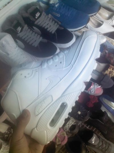 Лот: 6184056. Фото: 1. Сапоги Air-max. Original. #35-40р. Сапоги