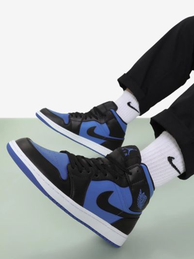 Лот: 24288239. Фото: 1. Кеды мужские Nike Air Jordan 1... Кеды, кроссовки, слипоны