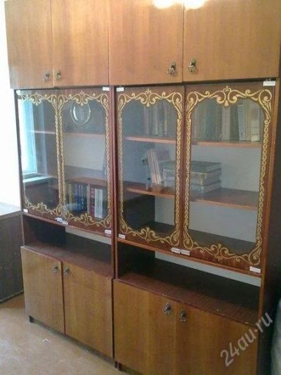 Лот: 1848308. Фото: 1. Стенка из двух шкафов. Гостиные, стенки, горки