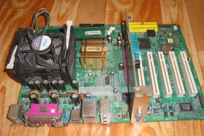 Лот: 2703168. Фото: 1. EPoX EP-4PLA3I+Intel CeleronD... Материнские платы