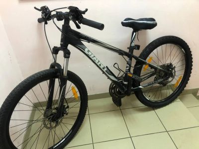 Лот: 18848343. Фото: 1. Горный (MTB) велосипед Giant Revel... Велосипеды
