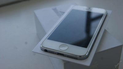Лот: 4565413. Фото: 1. Apple Iphone 5 16GB White -... Кнопочные мобильные телефоны