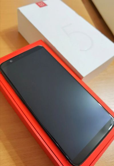 Лот: 16357131. Фото: 1. oneplus 5t (One plus ) 6/64. Чехлы, бамперы