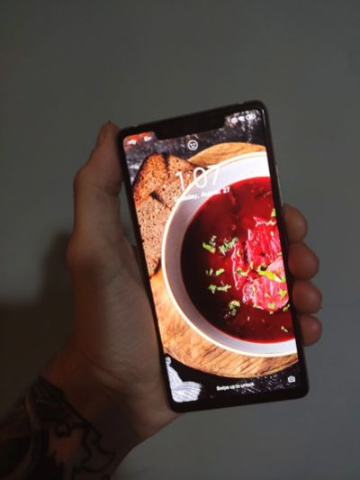 Лот: 14459830. Фото: 1. Xiaomi Mi 8 SE 6/64 gold. Смартфоны