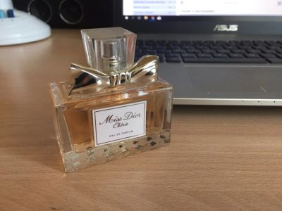 Лот: 11135255. Фото: 1. Miss Dior Cherie Eau De Parfum... Женская парфюмерия