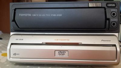 Лот: 9756021. Фото: 1. Японский автомобильный телевизор... Мониторы, DVD