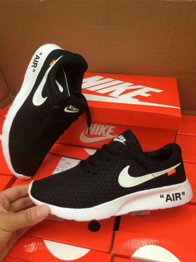 Лот: 11842087. Фото: 1. Кроссовки Nike Air. Кеды, кроссовки, слипоны